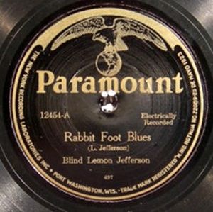 Rabbit Foot Blues / Shuckin' Sugar Blues (Single)