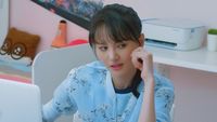 Lu Wei Wei Gets Dumped