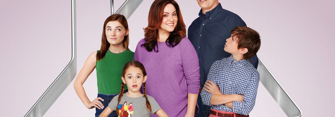 Cover American Housewife