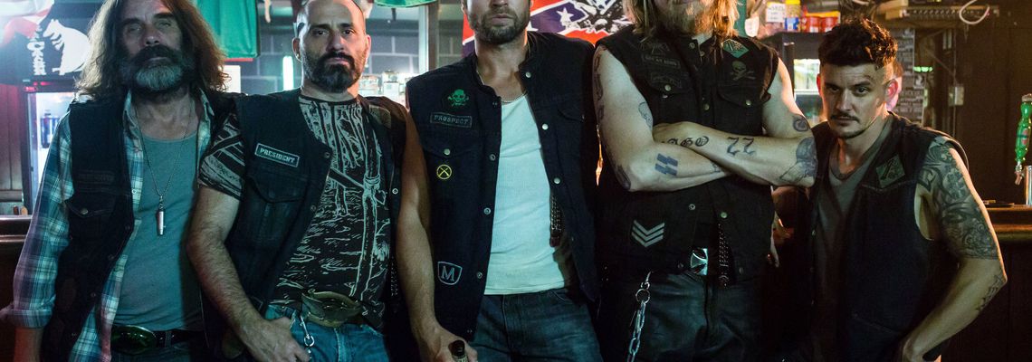 Cover Gangland Undercover