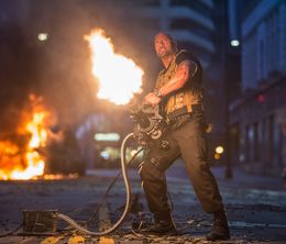 image-https://media.senscritique.com/media/000016619061/0/fast_furious_7.jpg