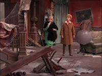 Lucy and the Old Mansion