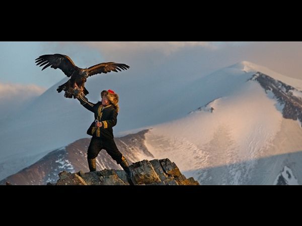 La jeune fille et son aigle