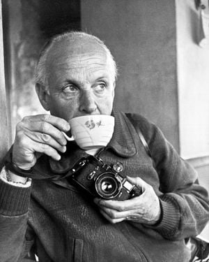 Henri Cartier-Bresson: Pen, Brush and Camera