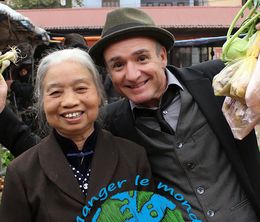 image-https://media.senscritique.com/media/000016800521/0/manger_le_monde.jpg