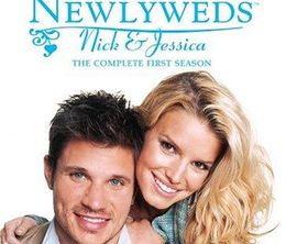 image-https://media.senscritique.com/media/000016811117/0/newlyweds_nick_and_jessica.jpg