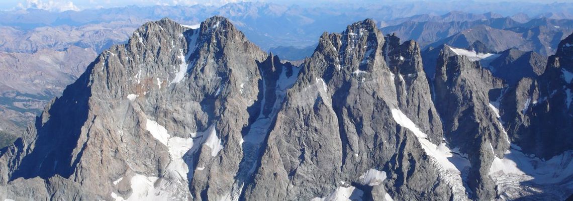 Cover Les Alpes Vues du Ciel