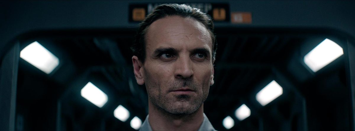 Films Et Séries Tv Avec Clément Aubert Missions - Série (2017) - SensCritique