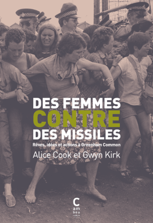Des femmes contre des missiles