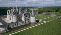 Chambord: The Castle, The King and The Architect