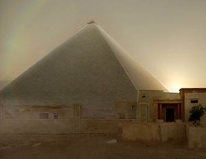 Qui a pillé la tombe d'Amenemhat III