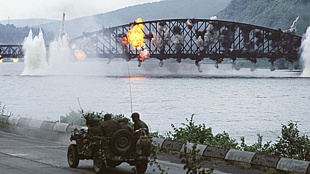 Le Pont de Remagen Film (1969) SensCritique Le Pont de Remagen Film (1969) SensCritique