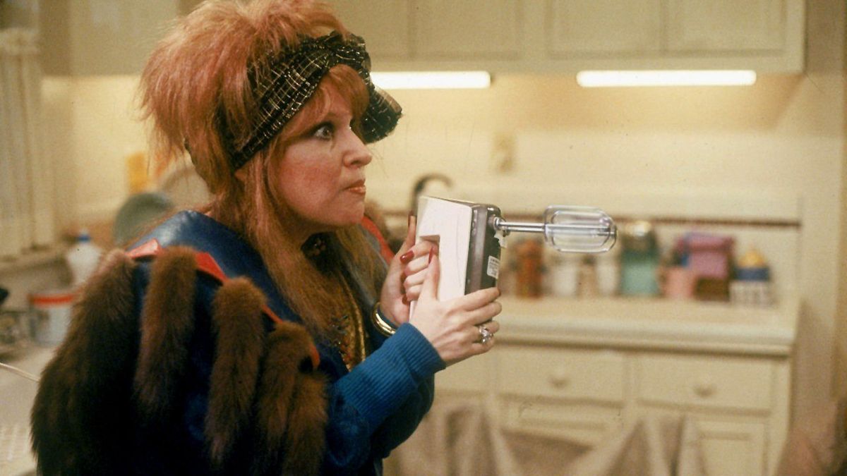 Ya T Il Quelqu Un Pour Tuer Ma Femme Bandes annonces de Y a-t-il quelqu'un pour tuer ma femme ? (1986)