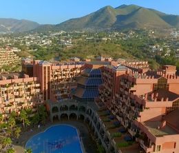 image-https://media.senscritique.com/media/000017194501/0/the_secret_life_of_the_holiday_resort.jpg