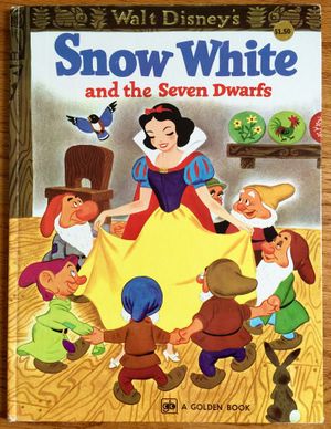 Snow White and the Seven Dwarfs (Big Golden Book)