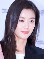 Jun Ji-Hyun (Gianna Jun)