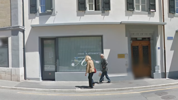 Jean-Luc Godard et Anne-Marie Miéville sur Google StreetView