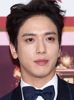 Jung Yong-Hwa