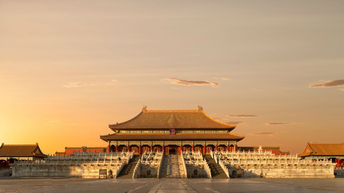 Inside the Forbidden City - Série (2005) - SensCritique