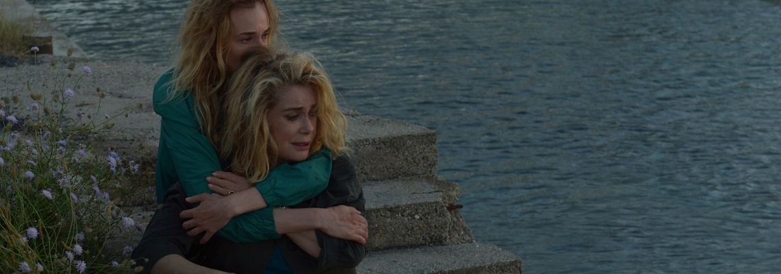 Cover Tout nous sépare