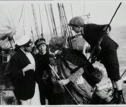 image-https://media.senscritique.com/media/000017335031/0/les_enfants_du_capitaine_grant.jpg