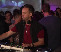 image-https://media.senscritique.com/media/000017380641/0/maceo_plex_boiler_room_berlin_dj_set.png