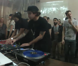 image-https://media.senscritique.com/media/000017380654/0/tale_of_us_boiler_room_x_nuits_sonores_dj_set.png