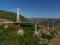 Le viaduc de Millau: les Sorciers font le pont
