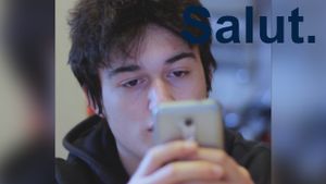 "Salut"