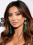 Noureen DeWulf