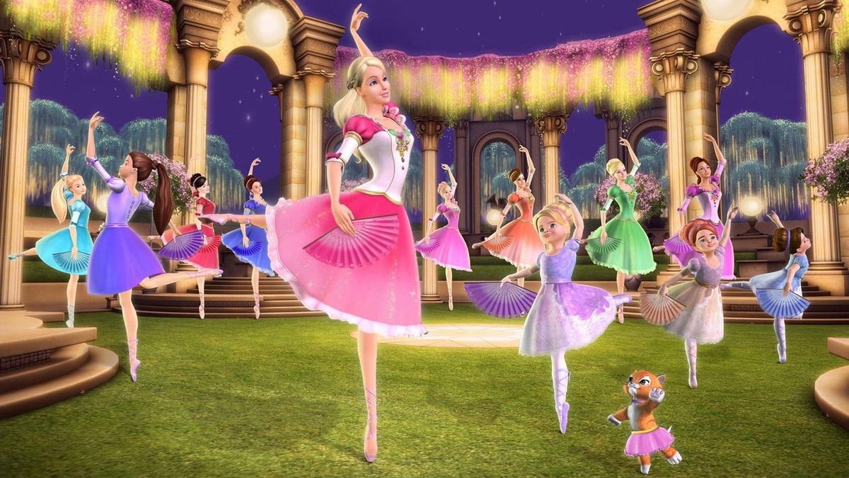  Barbie  au bal des 12  princesses  Long m trage d animation 