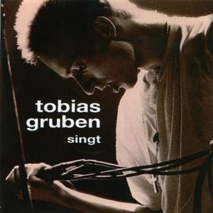 Tobias Gruben singt