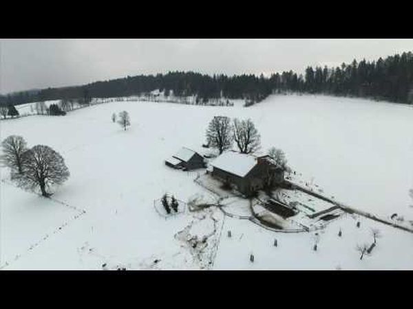 Jura: Enracines à leur terre