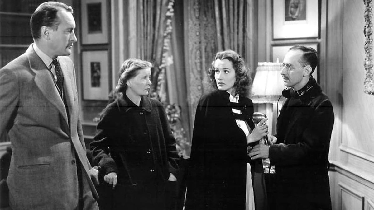 Paris After Dark - Film (1943) - SensCritique