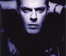 image-https://media.senscritique.com/media/000017790052/0/eddie_izzard_circle.jpg