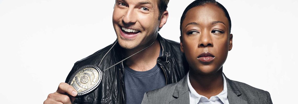 Cover Ryan Hansen Solves Crimes On Television