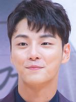 Yoon Si-Yoon