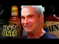 Henry Rollins Channels His Anger at Spicy Wings