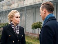 Episode 12 (77)