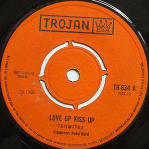 Love Up Kiss Up / Laba Laba Reggae (Single)