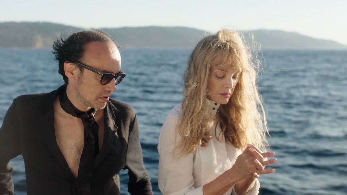 Film Alien Crystal Palace Alien Crystal Palace - Film (2019) - SensCritique