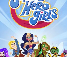 image-https://media.senscritique.com/media/000018345272/0/dc_super_hero_girls_super_shorts.jpg