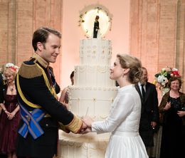 image-https://media.senscritique.com/media/000018365773/0/a_christmas_prince_the_royal_wedding.jpg