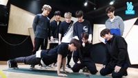 Stray Kids First V LIVE! Exercise your body!