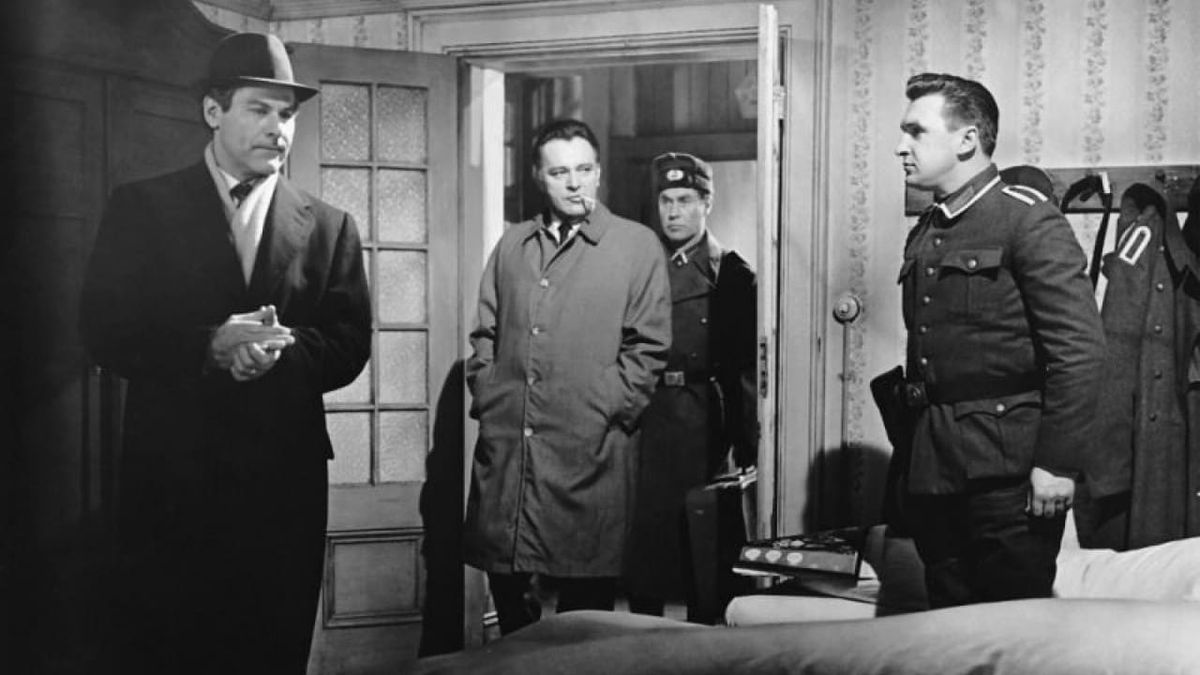 L Espion Qui Venait Du Froid Film L'Espion qui venait du froid - Film (1965) - SensCritique