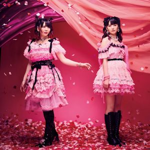 絶対彼女 feat. 道重さゆみ (Single)