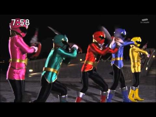 Kaizoku Sentai Gokaiger vs Space Sheriff Gavan : The Movie