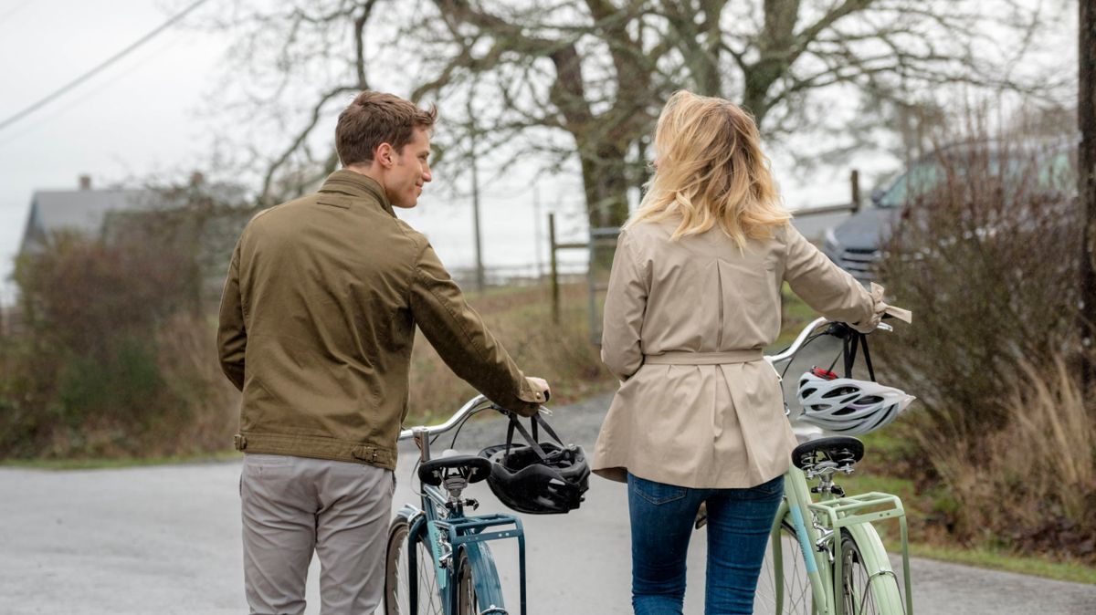 Une Romance De Printemps Kayla Wallace Il était une fois un prince - Téléfilm (2019) - SensCritique