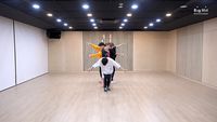 TXT ‘CROWN’ Dance Practice
