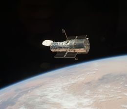 image-https://media.senscritique.com/media/000018605439/0/Hubble_A_Look_into_the_Universe.jpg